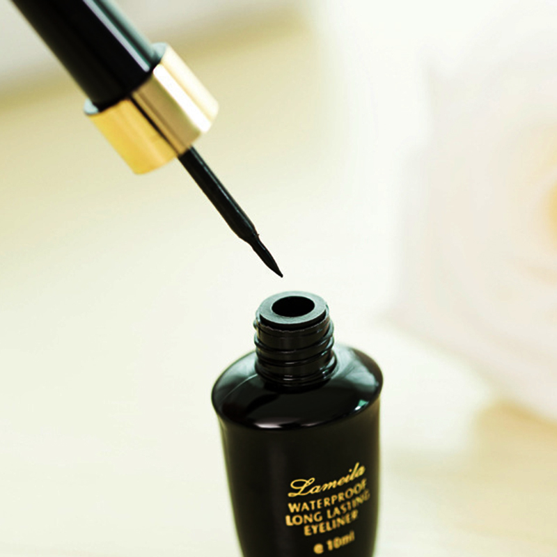 Penna eyeliner liquido nero im - Correction Pen Fine recensione e prezzo